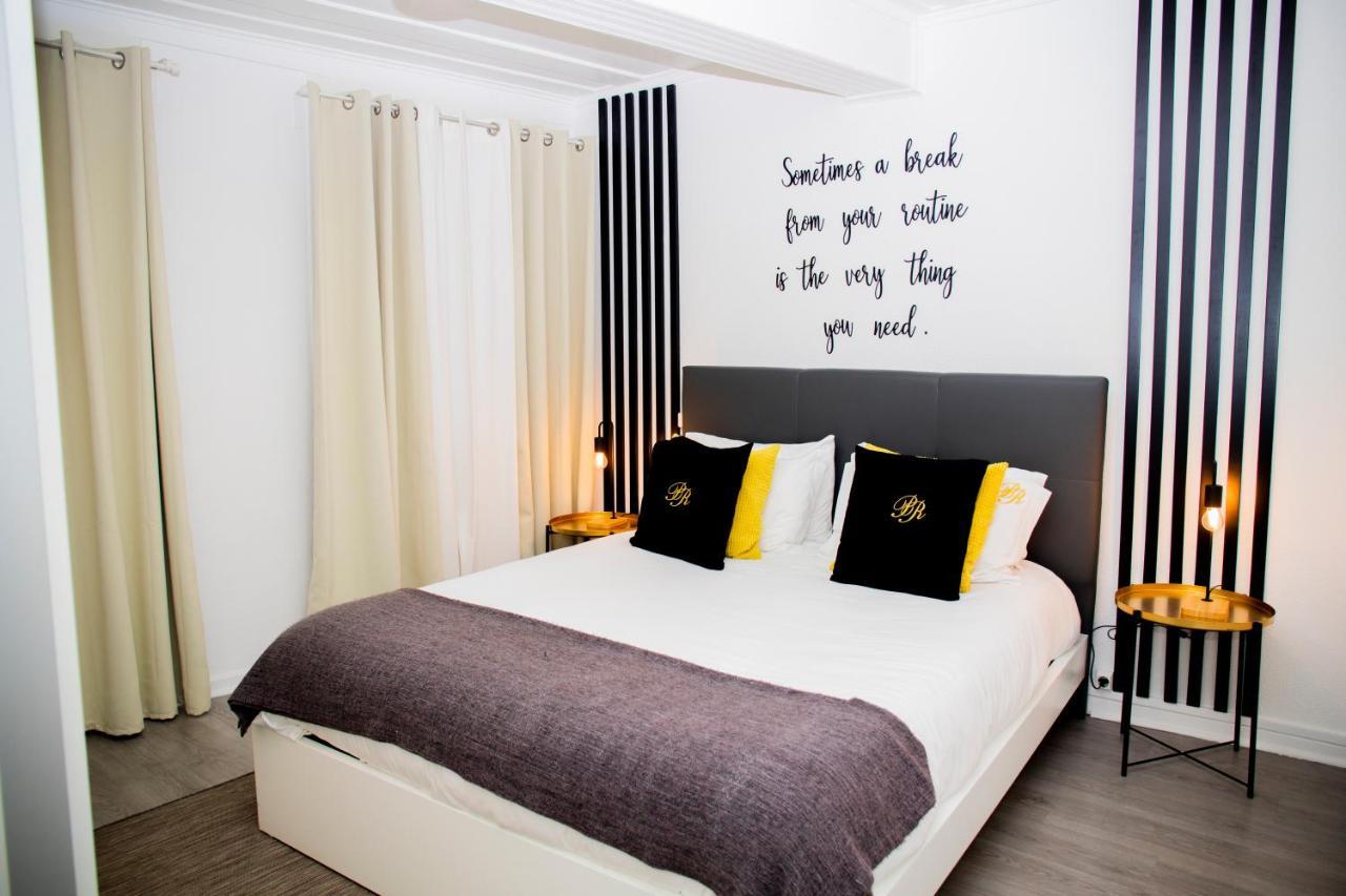 Posh Residences กิมาไรส์ ภายนอก รูปภาพ